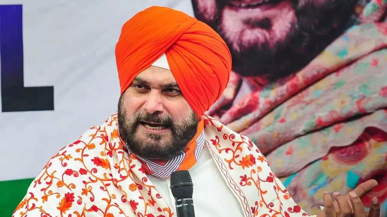 Former Cricketer Navjot Singh Sidhu: మాజీ క్రికెటర్ నవజ్యోత్ సింగ్ సిద్ధూ ఆసక్తికర వ్యాఖ్యలు Former Cricketer Navjot Singh Sidhu: మాజీ క్రికెటర్ నవజ్యోత్ సింగ్ సిద్ధూ ఆసక్తికర వ్యాఖ్యలు