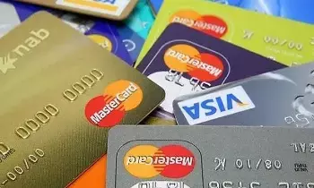 Credit Card : స్నేహితుడికి క్రెడిట్ కార్డ్ ఇస్తున్నారా?..ఐటీ నోటీసు వస్తే ఆస్తి అమ్ముకోవాల్సిందే Credit Card : స్నేహితుడికి క్రెడిట్ కార్డ్ ఇస్తున్నారా?..ఐటీ నోటీసు వస్తే ఆస్తి అమ్ముకోవాల్సిందే
