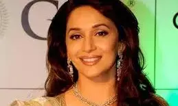 Madhuri Dixit: థియేటర్లకు జనం ఎందుకు రాకపోవడానికి అసలు కారణాలు ఇవే : మాధురీ దీక్షిత్ Madhuri Dixit: థియేటర్లకు జనం ఎందుకు రాకపోవడానికి అసలు కారణాలు ఇవే : మాధురీ దీక్షిత్