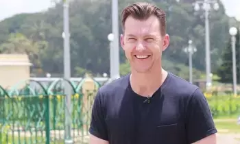 Australian Legendary Bowler Brett Lee: ఆసిస్ దిగ్గజ బౌలర్ బ్రెట్ లీకి అరుదైన గౌరవం Australian Legendary Bowler Brett Lee: ఆసిస్ దిగ్గజ బౌలర్ బ్రెట్ లీకి అరుదైన గౌరవం