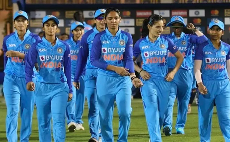 Fifth T20 Against Sri Lanka: శ్రీలంకతో ఐదో టీ20..సిరస్ క్లీన్ స్వీప్ పై ఇండియా గురి Fifth T20 Against Sri Lanka: శ్రీలంకతో ఐదో టీ20..సిరస్ క్లీన్ స్వీప్ పై ఇండియా గురి