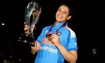 Indian Star Cricketer Smriti Mandhana: మరో రికార్డుకు చేరువలో.. భారత స్టార్ క్రికెటర్ స్మృతి మంధాన Indian Star Cricketer Smriti Mandhana: మరో రికార్డుకు చేరువలో.. భారత స్టార్ క్రికెటర్ స్మృతి మంధాన