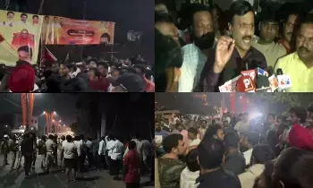 Banner Dispute in Ballari:  బళ్ళారిలో బ్యానర్ వివాదం: ఘర్షణలో ఒకరు మృతి, కాల్పులతో ఉద్రిక్తత