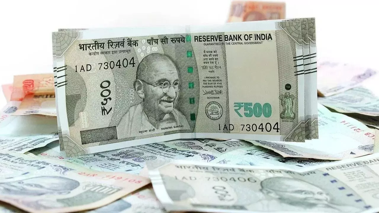 Rs.500 Notes : మార్చి నుంచి ఏటీఎంలలో రూ.500 నోట్లు కనిపించవా? వైరల్ అవుతున్న వార్తల్లో నిజమెంత? Rs.500 Notes : మార్చి నుంచి ఏటీఎంలలో రూ.500 నోట్లు కనిపించవా? వైరల్ అవుతున్న వార్తల్లో నిజమెంత?