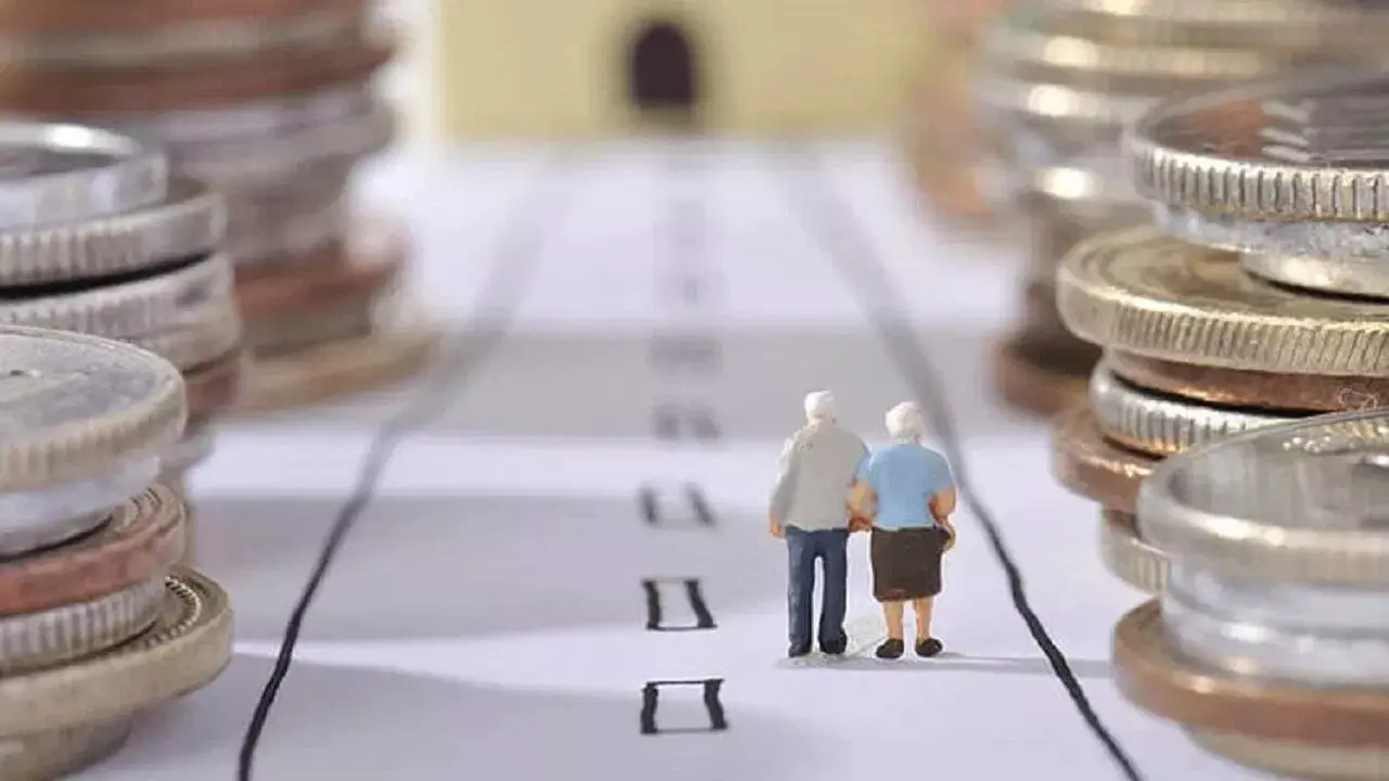 Retirement Planning : రిటైర్మెంట్ తర్వాత కూడా బాస్లా బతకాలా? అయితే ఈ మ్యూచువల్ ఫండ్స్ గురించి తెలుసుకోవాల్సిందే Retirement Planning : రిటైర్మెంట్ తర్వాత కూడా బాస్లా బతకాలా? అయితే ఈ మ్యూచువల్ ఫండ్స్ గురించి తెలుసుకోవాల్సిందే