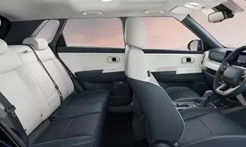Hyundai Venue HX5+ : హుందాయ్ వెన్యూ కొత్త అవతారం..రూ.10 లక్షలకే లగ్జరీ ఫీచర్ల జాతర! Hyundai Venue HX5+ : హుందాయ్ వెన్యూ కొత్త అవతారం..రూ.10 లక్షలకే లగ్జరీ ఫీచర్ల జాతర!