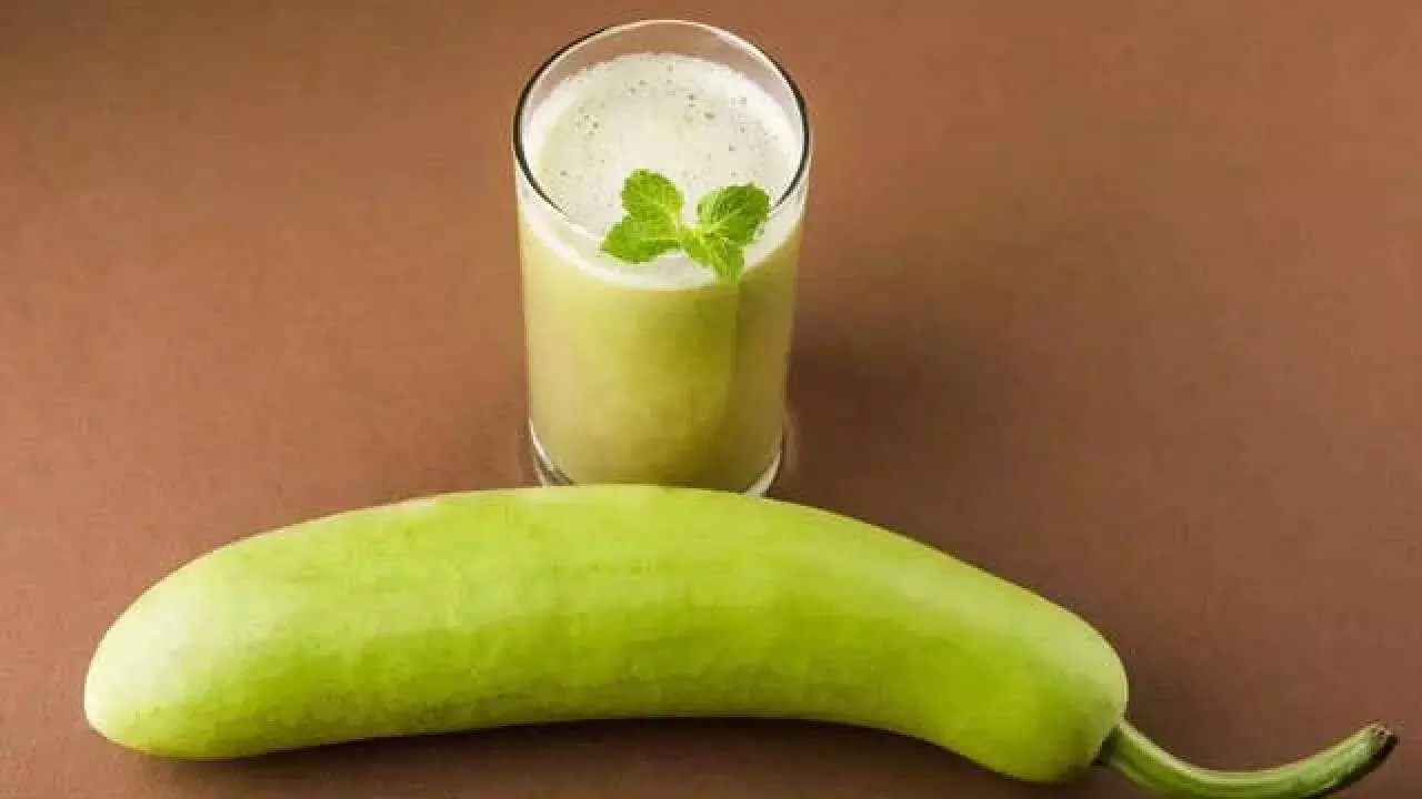 Belly Fat Worries: పొట్ట చుట్టూ కొవ్వు.. ఈ ఒక్క జ్యూస్ తాగితే చాలు.. కొవ్వు మంచులా కరిగిపోతుంది Belly Fat Worries: పొట్ట చుట్టూ కొవ్వు.. ఈ ఒక్క జ్యూస్ తాగితే చాలు.. కొవ్వు మంచులా కరిగిపోతుంది