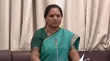 Kavitha Turns Emotional: కవిత భావోద్వేగం: ‘బీఆర్ఎస్ నన్ను తీవ్రంగా అవమానించింది’.. శాసనమండలిలో కంటతడి పెట్టుకున్న ఎమ్మెల్సీ Kavitha Turns Emotional: కవిత భావోద్వేగం: ‘బీఆర్ఎస్ నన్ను తీవ్రంగా అవమానించింది’.. శాసనమండలిలో కంటతడి పెట్టుకున్న ఎమ్మెల్సీ