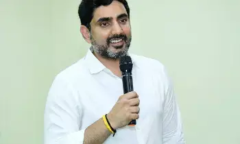 Nara Lokesh: పెద్ద కంపెనీలకు తక్కువ ధరకు భూములిస్తే తప్పేం లేదు: నారా లోకేష్ Nara Lokesh: పెద్ద కంపెనీలకు తక్కువ ధరకు భూములిస్తే తప్పేం లేదు: నారా లోకేష్