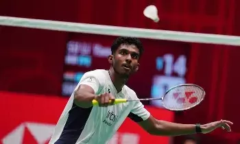 Malaysia Open: మలేషియా ఓపెన్: ప్రపంచ నంబర్ 1కు చుక్కలు చూపించిన ఆయుష్ శెట్టి! Malaysia Open: మలేషియా ఓపెన్: ప్రపంచ నంబర్ 1కు చుక్కలు చూపించిన ఆయుష్ శెట్టి!