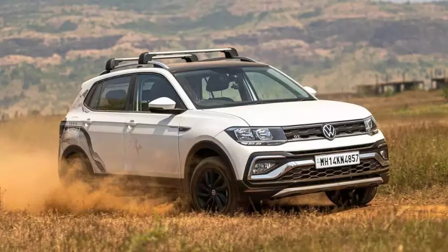 Volkswagen : ఫోక్స్వ్యాగన్ ఆఫర్ల సునామీ..లక్షన్నర దాకా తగ్గింపు..కార్ల పండగ మొదలైంది Volkswagen : ఫోక్స్వ్యాగన్ ఆఫర్ల సునామీ..లక్షన్నర దాకా తగ్గింపు..కార్ల పండగ మొదలైంది