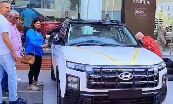 Hyundai Creta : క్రెటా లవర్లకు పండగే పండగ.. కొత్త ఏడాదిలో భారీగా తగ్గిన ధరలు Hyundai Creta : క్రెటా లవర్లకు పండగే పండగ.. కొత్త ఏడాదిలో భారీగా తగ్గిన ధరలు