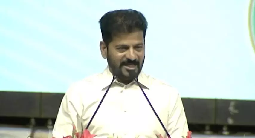 CM Revanth Reddy: తల్లిదండ్రులను నిర్లక్ష్యం చేస్తే ప్రభుత్వ ఉద్యోగుల జీతాల్లో 10-15% కోత: సీఎం రేవంత్ రెడ్డి CM Revanth Reddy: తల్లిదండ్రులను నిర్లక్ష్యం చేస్తే ప్రభుత్వ ఉద్యోగుల జీతాల్లో 10-15% కోత: సీఎం రేవంత్ రెడ్డి