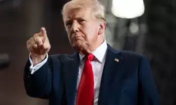 Trump’s Key Remarks: అమెరికా బెదిరింపులతో ఇరాన్ దిగొచ్చింది.. చర్చలకు ఫోన్ చేశారు: ట్రంప్ కీలక వ్యాఖ్యలు Trump’s Key Remarks: అమెరికా బెదిరింపులతో ఇరాన్ దిగొచ్చింది.. చర్చలకు ఫోన్ చేశారు: ట్రంప్ కీలక వ్యాఖ్యలు