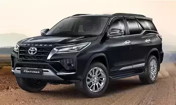 Toyota Fortuner : ఫార్చ్యూనర్ కొనాలంటే జేబు ఖాళీ అవ్వాల్సిందే..కొత్త ఆన్-రోడ్ ధరల లిస్ట్ ఇదే! Toyota Fortuner : ఫార్చ్యూనర్ కొనాలంటే జేబు ఖాళీ అవ్వాల్సిందే..కొత్త ఆన్-రోడ్ ధరల లిస్ట్ ఇదే!