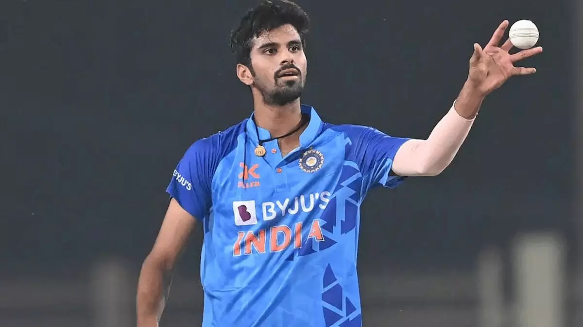 All-rounder Washington Sundar: న్యూజిలాండ్ తో చివరి రెండు వన్డేలకు వాషింగ్టన్ దూరం All-rounder Washington Sundar: న్యూజిలాండ్ తో చివరి రెండు వన్డేలకు వాషింగ్టన్ దూరం