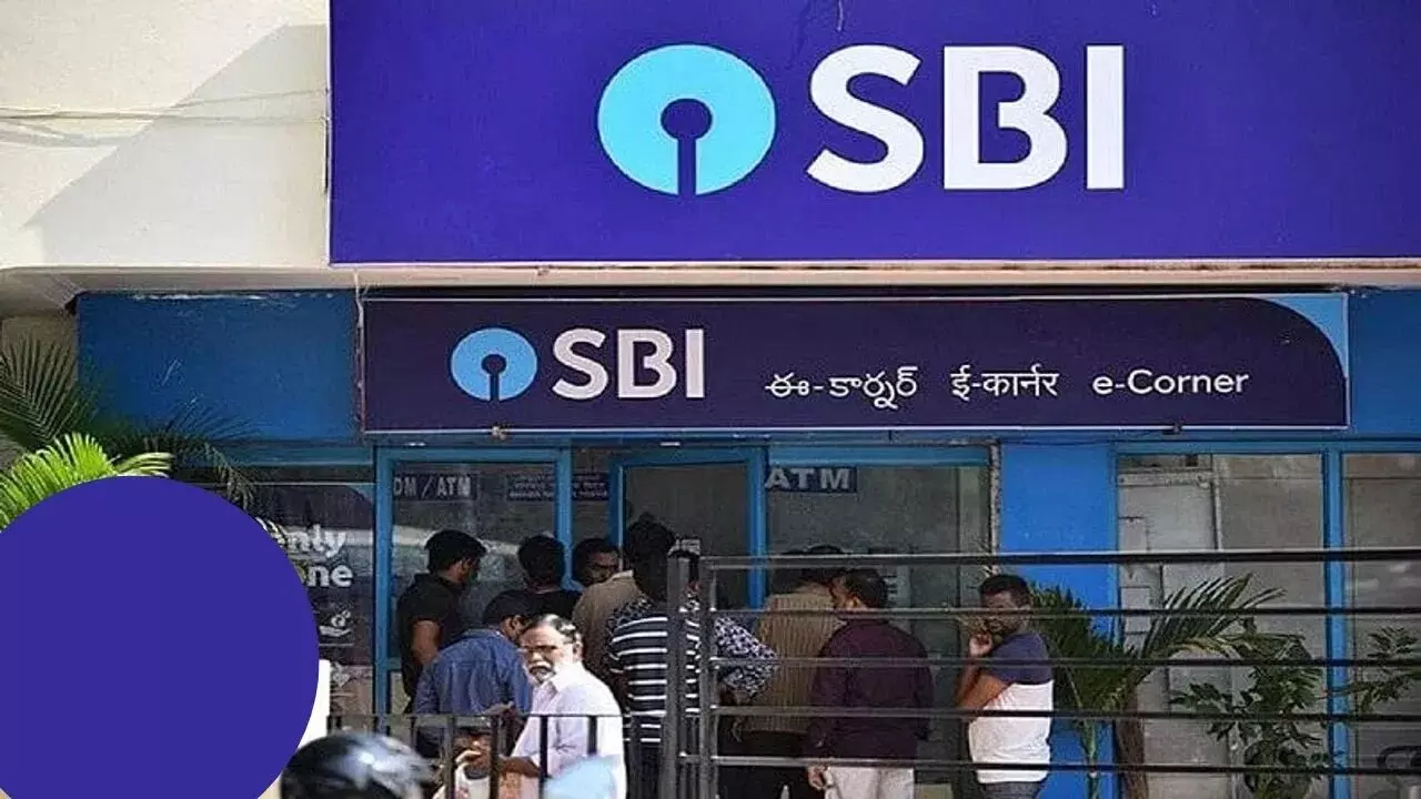 SBI ATM : ఎస్బీఐ కస్టమర్లకు భారీ షాక్..ఏటీఎం ఛార్జీల బాదుడు మొదలు SBI ATM : ఎస్బీఐ కస్టమర్లకు భారీ షాక్..ఏటీఎం ఛార్జీల బాదుడు మొదలు