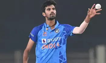 All-rounder Washington Sundar: న్యూజిలాండ్ తో చివరి రెండు వన్డేలకు వాషింగ్టన్ దూరం All-rounder Washington Sundar: న్యూజిలాండ్ తో చివరి రెండు వన్డేలకు వాషింగ్టన్ దూరం