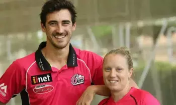 Australian star pacer Mitchell Starc: భార్య రిటైర్మెంట్పై స్టార్క్ ఎమోషనల్ పోస్ట్! Australian star pacer Mitchell Starc: భార్య రిటైర్మెంట్పై స్టార్క్ ఎమోషనల్ పోస్ట్!
