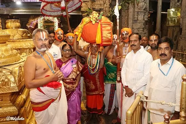 Godha Kalyanam: తిరుపతిలో వైభవంగా గోదా కల్యాణం Godha Kalyanam: తిరుపతిలో వైభవంగా గోదా కల్యాణం