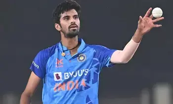 Sundar Ruled Out of T20 Series: న్యూజిలాండ్ తో టీ20 సిరీస్ కు సుందర్ దూరం Sundar Ruled Out of T20 Series: న్యూజిలాండ్ తో టీ20 సిరీస్ కు సుందర్ దూరం