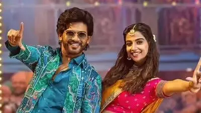 Naveen Polishetty Roars at the Box Office: బాక్సాఫీస్ వద్ద నవీన్ పోలిశెట్టి గర్జన: 5 రోజుల్లోనే రూ. 100 కోట్ల క్లబ్లో అనగనగా ఒక రాజు.. Naveen Polishetty Roars at the Box Office: బాక్సాఫీస్ వద్ద నవీన్ పోలిశెట్టి గర్జన: 5 రోజుల్లోనే రూ. 100 కోట్ల క్లబ్లో అనగనగా ఒక రాజు..
