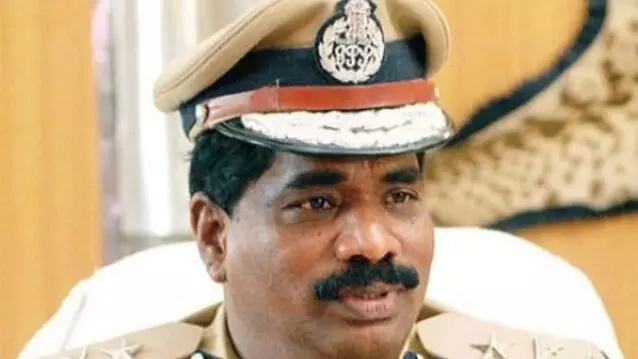 Karnataka: కర్ణాటక డీజీపీ రామచంద్ర రావు ఆఫీసు ఛాంబర్లో అనుచిత వ్యవహారం.. వీడియో వైరల్ Karnataka: కర్ణాటక డీజీపీ రామచంద్ర రావు ఆఫీసు ఛాంబర్లో అనుచిత వ్యవహారం.. వీడియో వైరల్