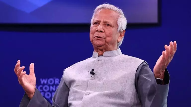 Bangladesh interim leader Muhammad Yunus: బంగ్లాదేశ్లో మైనారిటీలపై దాడులు: చాలా వరకు నేరపూరితమే, మతపరమైన కారణాలు కాదు Bangladesh interim leader Muhammad Yunus: బంగ్లాదేశ్లో మైనారిటీలపై దాడులు: చాలా వరకు నేరపూరితమే, మతపరమైన కారణాలు కాదు