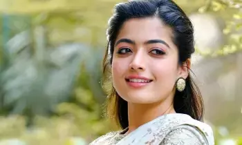 Tollywood star heroine Rashmika Mandanna: ఆ ముగ్గురు దర్శకుల కోసం దానికి నేను రెడీ! Tollywood star heroine Rashmika Mandanna: ఆ ముగ్గురు దర్శకుల కోసం దానికి నేను రెడీ!