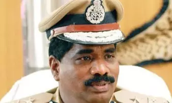 Karnataka: కర్ణాటక డీజీపీ రామచంద్ర రావు ఆఫీసు ఛాంబర్లో అనుచిత వ్యవహారం.. వీడియో వైరల్ Karnataka: కర్ణాటక డీజీపీ రామచంద్ర రావు ఆఫీసు ఛాంబర్లో అనుచిత వ్యవహారం.. వీడియో వైరల్