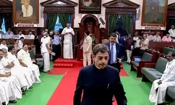 Tamil Nadu Governor R.N. Ravi Walks Out of Assembly: తమిళనాడు గవర్నర్ ఆర్.ఎన్.రవి అసెంబ్లీ నుంచి వాకౌట్: జాతీయగీతానికి అవమానం కారణమని రాజ్భవన్ ఆరోపణ Tamil Nadu Governor R.N. Ravi Walks Out of Assembly: తమిళనాడు గవర్నర్ ఆర్.ఎన్.రవి అసెంబ్లీ నుంచి వాకౌట్: జాతీయగీతానికి అవమానం కారణమని రాజ్భవన్ ఆరోపణ