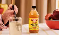 Using Apple Cider Vinegar for Weight Loss: బరువు తగ్గడానికి ఆపిల్ సైడర్ వెనిగర్ వాడుతున్నారా? జాగ్రత్త.. ఆరోగ్యానికి మేలు కంటే కీడే ఎక్కువ Using Apple Cider Vinegar for Weight Loss: బరువు తగ్గడానికి ఆపిల్ సైడర్ వెనిగర్ వాడుతున్నారా? జాగ్రత్త.. ఆరోగ్యానికి మేలు కంటే కీడే ఎక్కువ