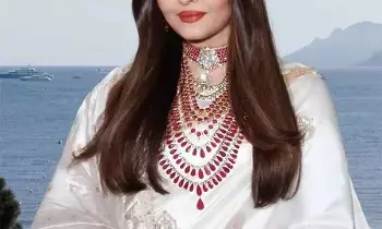 Aishwarya Rai’s Interesting Remarks: మహిళల అతిపెద్ద ఆయుధం అదే.. ఐశ్వర్యరాయ్ ఆసక్తికర వ్యాఖ్యలు Aishwarya Rai’s Interesting Remarks: మహిళల అతిపెద్ద ఆయుధం అదే.. ఐశ్వర్యరాయ్ ఆసక్తికర వ్యాఖ్యలు
