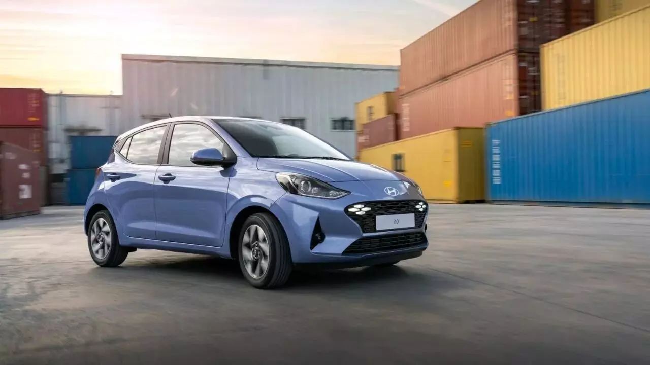 Hyundai : స్విఫ్ట్కు గట్టి పోటీ ఇచ్చిన కారుకు గుడ్ బై..18 ఏళ్ల ప్రస్థానానికి ముగింపు..బుకింగ్స్ క్లోజ్ Hyundai : స్విఫ్ట్కు గట్టి పోటీ ఇచ్చిన కారుకు గుడ్ బై..18 ఏళ్ల ప్రస్థానానికి ముగింపు..బుకింగ్స్ క్లోజ్