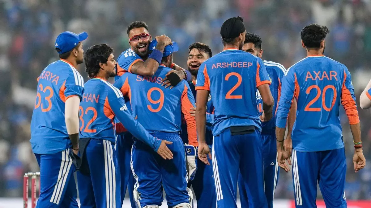 India, New Zealand T20 series: మూడో టీ20లో న్యూజిలాండ్ పై భారత్ రికార్డ్ విక్టరీ..సిరీస్ సొంతం India, New Zealand T20 series: మూడో టీ20లో న్యూజిలాండ్ పై భారత్ రికార్డ్ విక్టరీ..సిరీస్ సొంతం