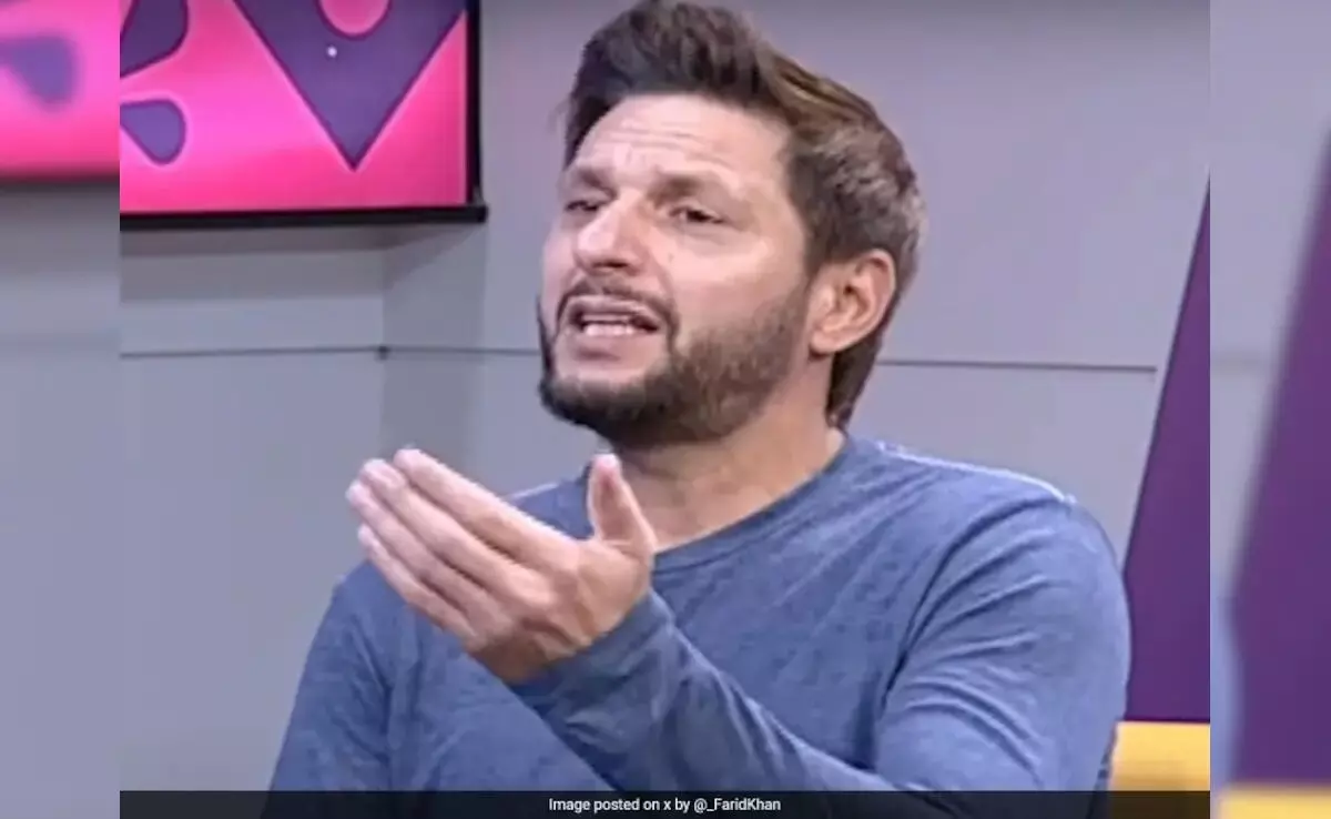 Former Pakistan captain Shahid Afridi: మళ్ళీ నోరు పారేసుకున్న అఫ్రిది.. భారత్ను లాగుతూ సంచలన వ్యాఖ్యలు! Former Pakistan captain Shahid Afridi: మళ్ళీ నోరు పారేసుకున్న అఫ్రిది.. భారత్ను లాగుతూ సంచలన వ్యాఖ్యలు!