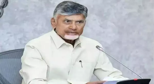 Andhra Pradesh Chief Minister Nara Chandrababu Naidu: అమరావతికి చట్టబద్ధత కల్పించే బిల్లు ఈ పార్లమెంటు సమావేశాల్లోనే- ఎంపీలకు సీఎం చంద్రబాబు కీలక సూచనలు Andhra Pradesh Chief Minister Nara Chandrababu Naidu: అమరావతికి చట్టబద్ధత కల్పించే బిల్లు ఈ పార్లమెంటు సమావేశాల్లోనే- ఎంపీలకు సీఎం చంద్రబాబు కీలక సూచనలు