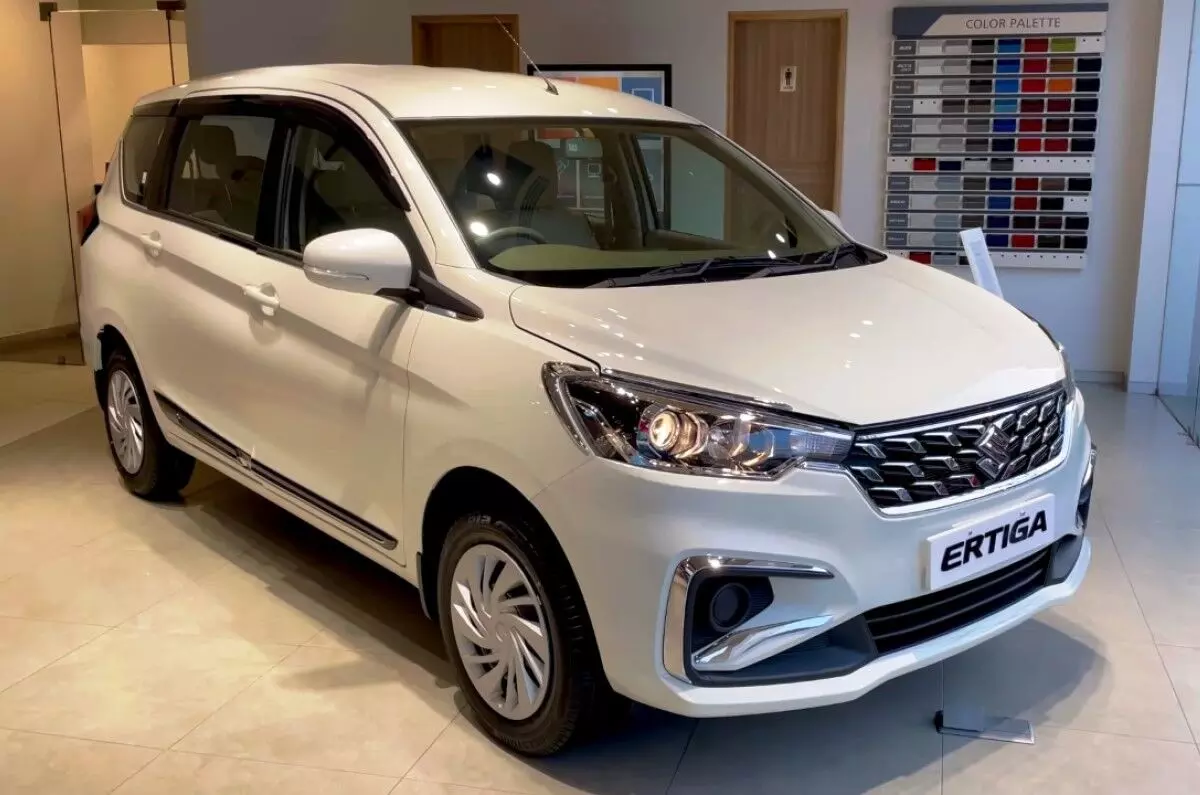 Maruti Ertiga CNG : పెట్రోల్ తిప్పలు లేవు..మైలేజీలో తిరుగులేదు..సీఎన్జీ కార్ల మార్కెట్లో ఎర్టిగాదే హవా Maruti Ertiga CNG : పెట్రోల్ తిప్పలు లేవు..మైలేజీలో తిరుగులేదు..సీఎన్జీ కార్ల మార్కెట్లో ఎర్టిగాదే హవా