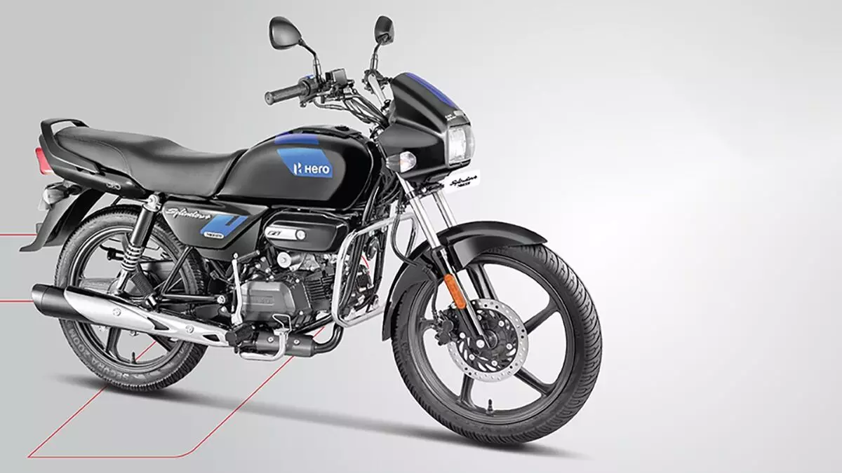 Bike Sales : మైలేజీలో తోపు..ధరలో ఛాంపియన్..మళ్ళీ నంబర్-1గా హీరో స్ప్లెండర్ Bike Sales : మైలేజీలో తోపు..ధరలో ఛాంపియన్..మళ్ళీ నంబర్-1గా హీరో స్ప్లెండర్