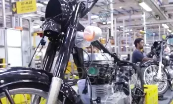 Motorcycle Exports : ఎగుమతుల్లో నయా రికార్డ్..43 లక్షల బైక్లతో ప్రపంచాన్ని చుట్టేస్తున్న భారత్ Motorcycle Exports : ఎగుమతుల్లో నయా రికార్డ్..43 లక్షల బైక్లతో ప్రపంచాన్ని చుట్టేస్తున్న భారత్