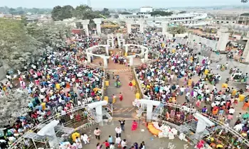 Medaram Jatara Begins: మేడారం జాతర షురూ..ఇవాళ గద్దెపైకి సారక్క Medaram Jatara Begins: మేడారం జాతర షురూ..ఇవాళ గద్దెపైకి సారక్క
