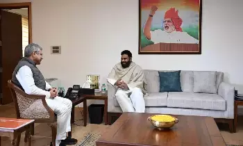 Andhra Pradesh Deputy Chief Minister Pawan Kalyan: ఆంధ్రప్రదేశ్ ఉప ముఖ్యమంత్రి పవన్ కల్యాణ్ ఢిల్లీ పర్యటనలో కేంద్ర మంత్రులతో కీలక భేటీలు Andhra Pradesh Deputy Chief Minister Pawan Kalyan: ఆంధ్రప్రదేశ్ ఉప ముఖ్యమంత్రి పవన్ కల్యాణ్ ఢిల్లీ పర్యటనలో కేంద్ర మంత్రులతో కీలక భేటీలు