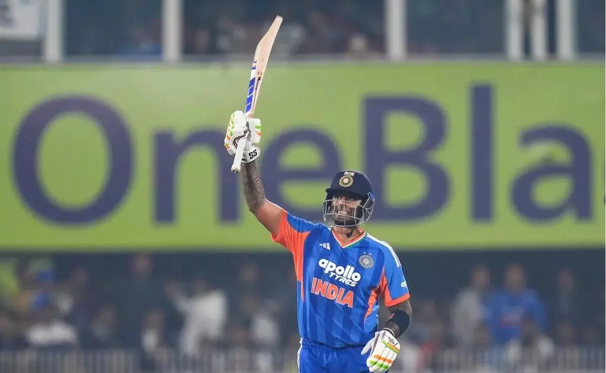 T20 Rankings: టీ20 ర్యాంకింగ్స్.. టాప్ 10 లోకి సూర్య T20 Rankings: టీ20 ర్యాంకింగ్స్.. టాప్ 10 లోకి సూర్య