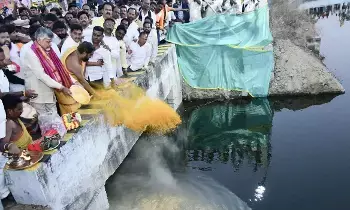 CM Chandrababu Naidu: ముఖ్యమంత్రి చంద్రబాబు: విద్యార్థులారా.. ఆవిష్కరణలు స్వీకరించండి, భవిష్యత్తుపై దృష్టి పెట్టండి CM Chandrababu Naidu: ముఖ్యమంత్రి చంద్రబాబు: విద్యార్థులారా.. ఆవిష్కరణలు స్వీకరించండి, భవిష్యత్తుపై దృష్టి పెట్టండి
