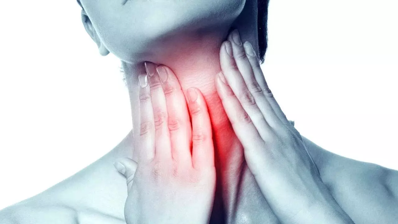Ignoring a Sore Throat: గొంతు నొప్పే కదా అని నిర్లక్ష్యం చేస్తున్నారా..? అది ఈ ప్రమాదకర వ్యాధులకు సంకేతం కావచ్చు Ignoring a Sore Throat: గొంతు నొప్పే కదా అని నిర్లక్ష్యం చేస్తున్నారా..? అది ఈ ప్రమాదకర వ్యాధులకు సంకేతం కావచ్చు