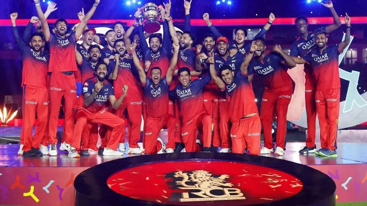 IPL 2026 Sponsorship : హిస్టరీలోనే బిగ్గెస్ట్ స్పాన్సర్షిప్..ఆర్సీబీ జెర్సీపై సన్ ఫార్మా లోగో IPL 2026 Sponsorship : హిస్టరీలోనే బిగ్గెస్ట్ స్పాన్సర్షిప్..ఆర్సీబీ జెర్సీపై సన్ ఫార్మా లోగో