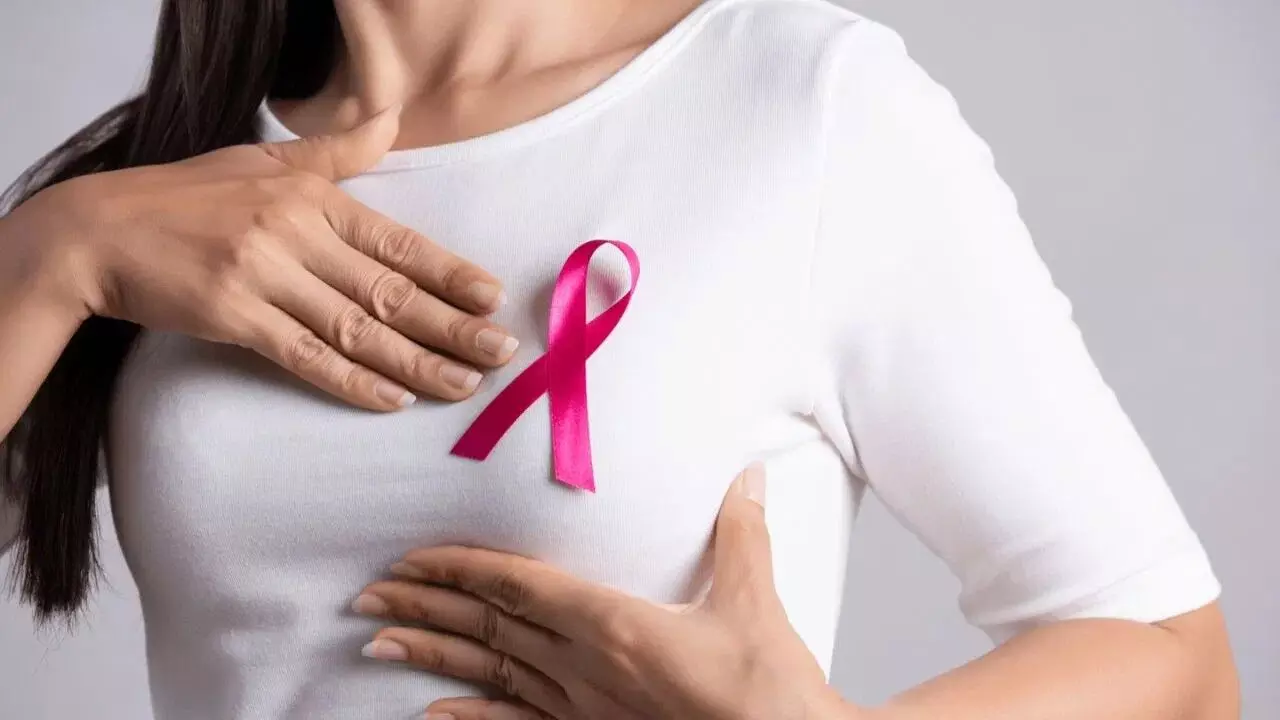 Rising Cancer Risk Among Young Women: యువతుల్లో పెరుగుతున్న క్యాన్సర్ ముప్పు.. 30 ఏళ్లకే లక్షణాలు.. వైద్యులు చెబుతున్న షాకింగ్ నిజాలు.. Rising Cancer Risk Among Young Women: యువతుల్లో పెరుగుతున్న క్యాన్సర్ ముప్పు.. 30 ఏళ్లకే లక్షణాలు.. వైద్యులు చెబుతున్న షాకింగ్ నిజాలు..