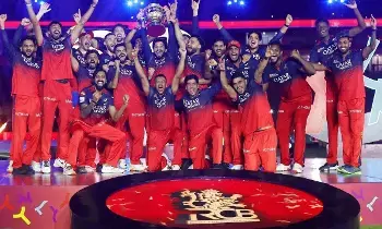 IPL 2026 Sponsorship : హిస్టరీలోనే బిగ్గెస్ట్ స్పాన్సర్‌షిప్..ఆర్‌సీబీ జెర్సీపై సన్ ఫార్మా లోగో