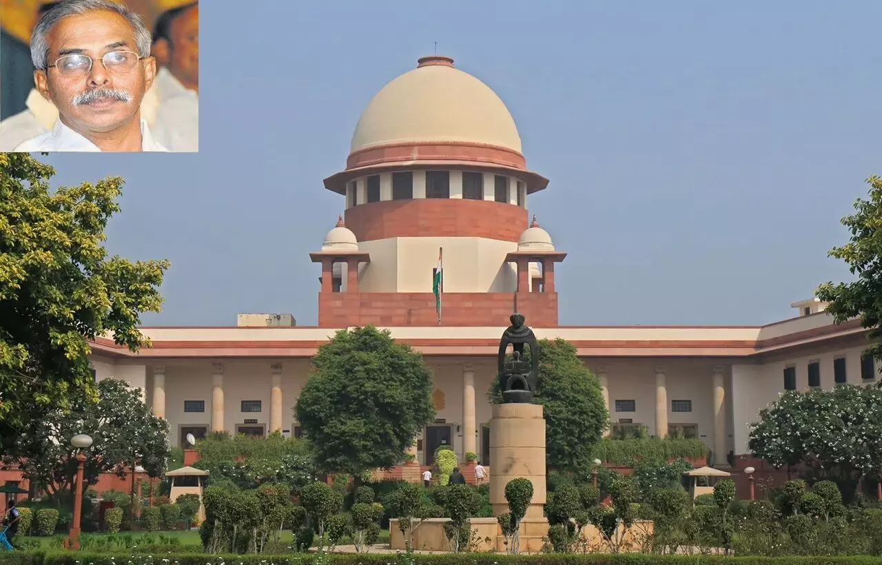 Viveka Murder Case: సుప్రీం కోర్టు కీలక ఆదేశాలు: వివేకా హత్య కేసులో తదుపరి దర్యాప్తుకు సీబీఐకి స్వేచ్ఛ Viveka Murder Case: సుప్రీం కోర్టు కీలక ఆదేశాలు: వివేకా హత్య కేసులో తదుపరి దర్యాప్తుకు సీబీఐకి స్వేచ్ఛ