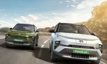Tata Punch EV : ఒక్కసారి ఛార్జ్ చేస్తే 500 కిలోమీటర్లు పక్కా..పంచ్ ఈవీ ఫేస్లిఫ్ట్ వచ్చేస్తోంది Tata Punch EV : ఒక్కసారి ఛార్జ్ చేస్తే 500 కిలోమీటర్లు పక్కా..పంచ్ ఈవీ ఫేస్లిఫ్ట్ వచ్చేస్తోంది